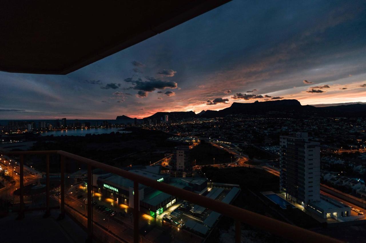 カルプEn La Playa. Planta 19. Vistas Espectaculares. 2 Terrazas.アパートメント エクステリア 写真